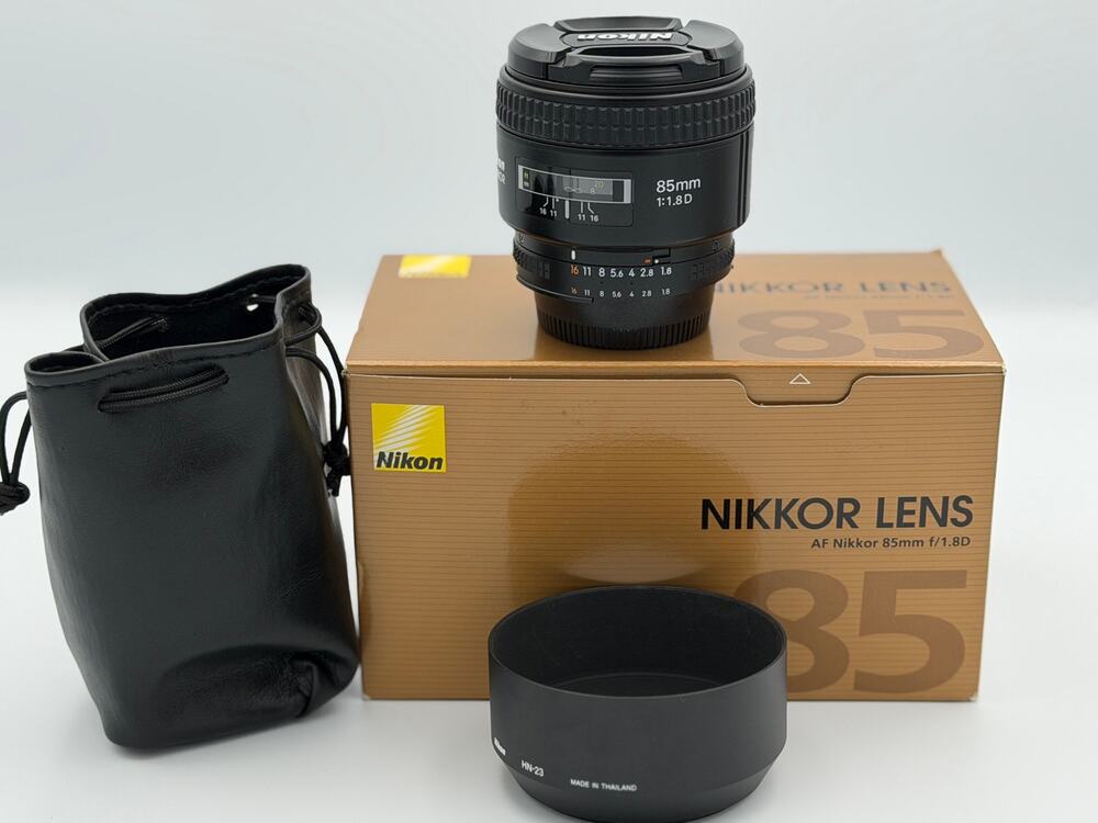 Nikon AF NIKKOR 85mm f/1.8 D Portrait Prime Lens NIKON F mount